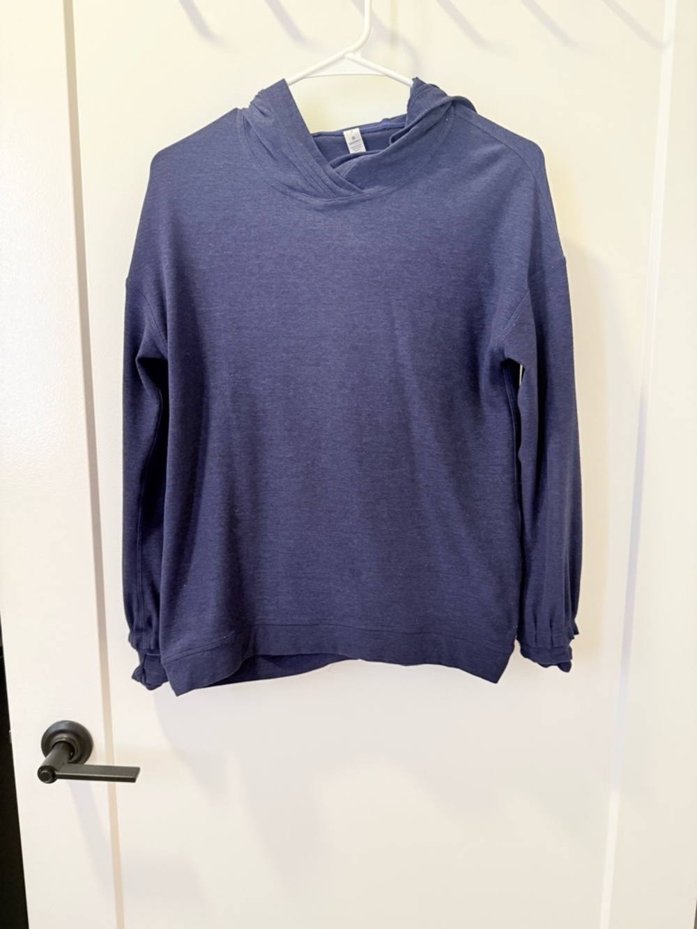lululemon athletica Women's Dark Navy Hooded Pullover